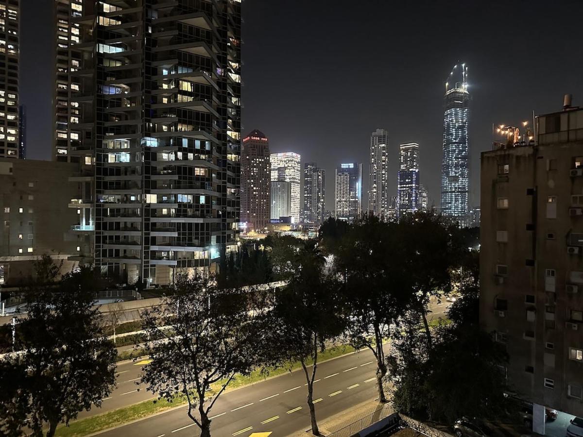 Stylish 2br 2bath Tlv Gem Apartment