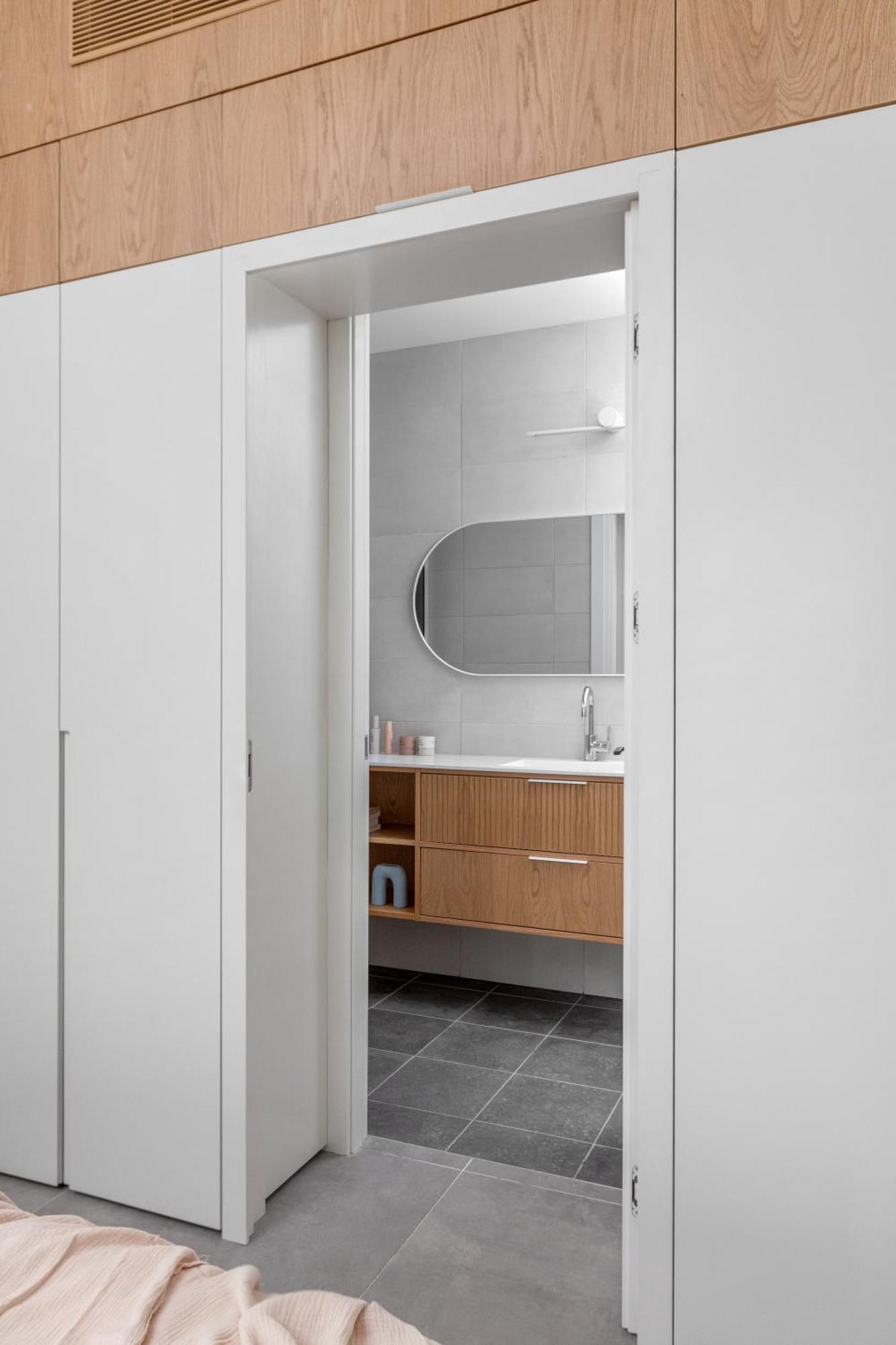 Stylish 2br 2bath Tlv Gem *