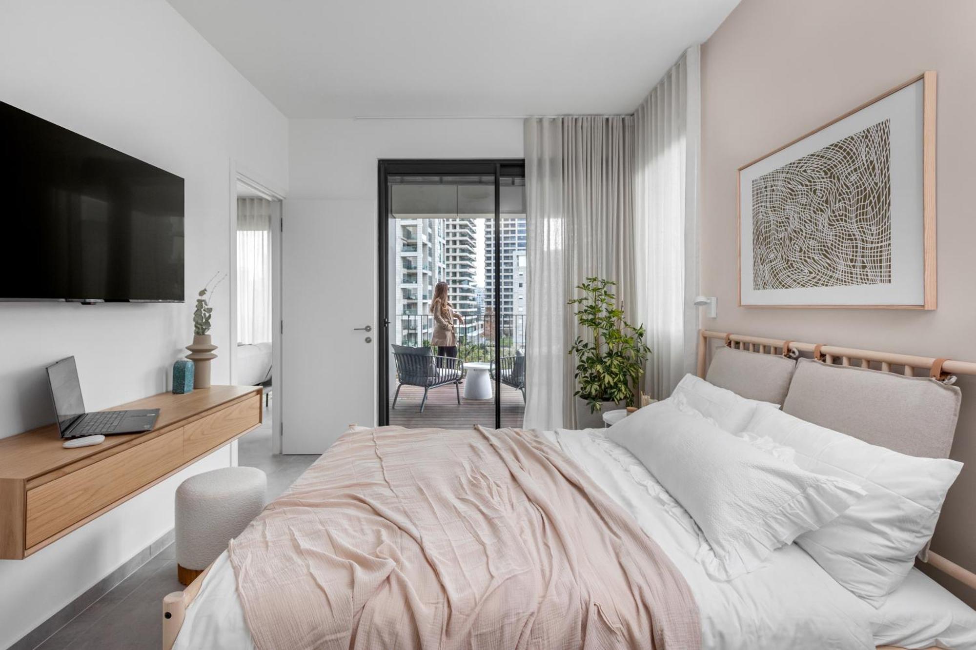 Stylish 2br 2bath Tlv Gem Apartment *